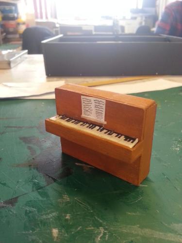 Scale model Piano 